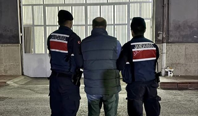 Afyonkarahisar'da düğünde havaya ateş açtı tutuklandı!