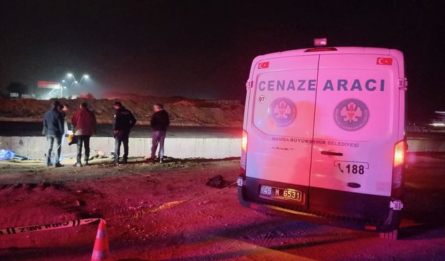 Manisa'da motosiklet kanala düştü, sürücü öldü!