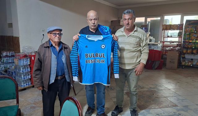 Uşak'ın Ulubey ilçesine bağlı Aksaz Köyü, Keyvanoğlu'na fahri hemşehrilik verdi