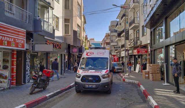 Afyonkarahisar'da otomobilin devrildi, 5 yaralı!