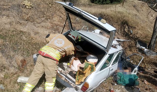 Manisa'da trafik kazasında karı koca öldü