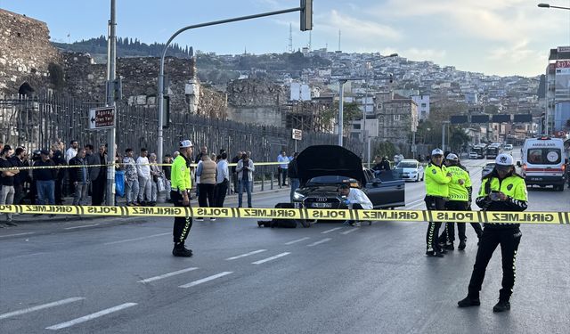 İzmir'de otomobile silahlı saldırı düzenlendi: 1 ağır yaralı!