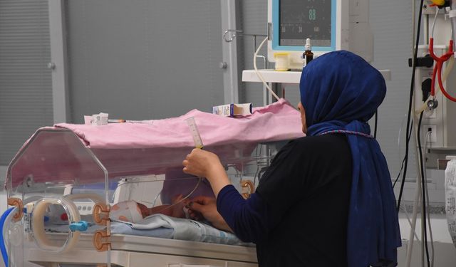 Afyonkarahisar 34 yıldır bebeklerin hayatına dokunuyor