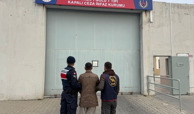 Manisa'da  51 yıl cezası olan firari yakalandı