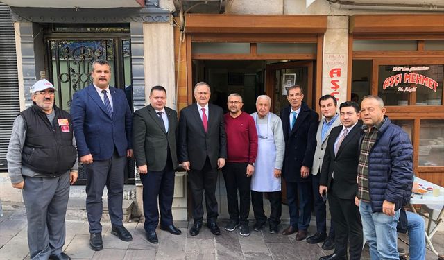 Erhan Akçay, Manisa'da ziyaretlerde bulundu