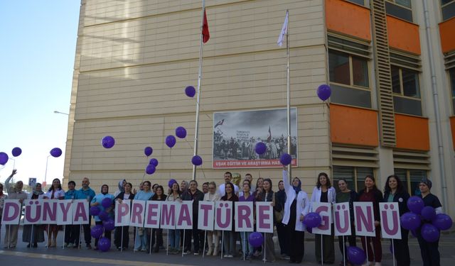Uşak Eğitim ve Araştırma Hastanesi'nde mor balonlar uçuruldu