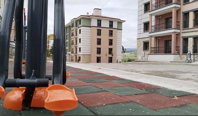 Uşak'a da 2 bin 500 konutun yapılacağı projede başvurular için son gün yarın!