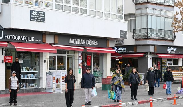 Ulu Önder Mustafa Kemal Atatürk, Uşak'ta saygı ve minnetle anıldı