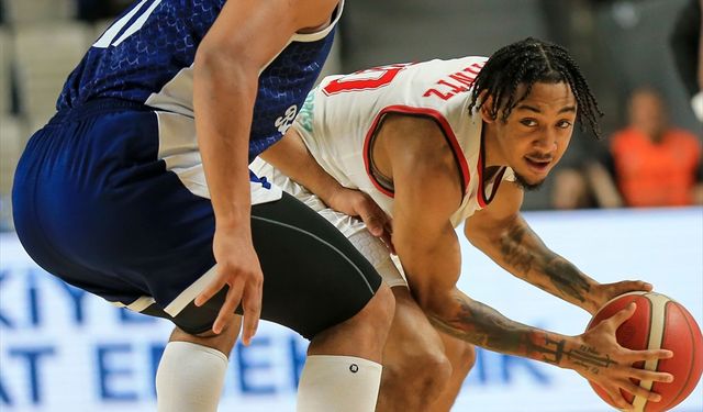 Glint Manisa Basket: 70 - Bahçeşehir Koleji: 77