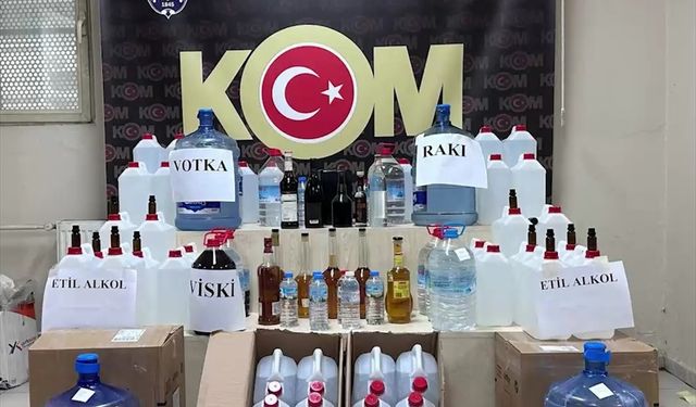 İzmir'de kaçak içki operasyonu; 4 tutuklu!