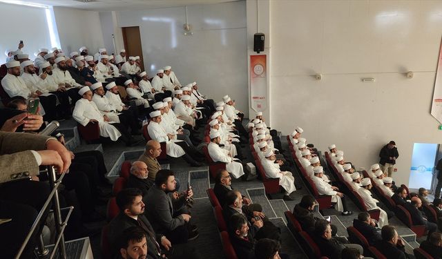 Kütahya’da aday din görevlileri için mezuniyet töreni düzenlendi