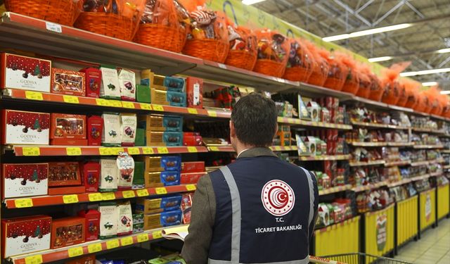 Marketlerde yılbaşı öncesinde fiyat denetimi yapıldı