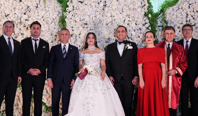 Narlıdere Belediye Başkanı ve Berfin Gümüşboğa evlendi