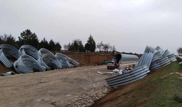 Ankara ve Uşak arası 2 saat 10 dakika olacak