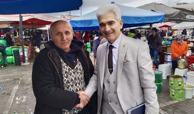 Uşak'ın çarşamba pazarı eski yerine sorunsuz bir şekilde taşınacak