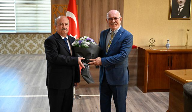 Uşak Üniversitende Rektörlük Devir Teslim Töreni Gerçekleşti
