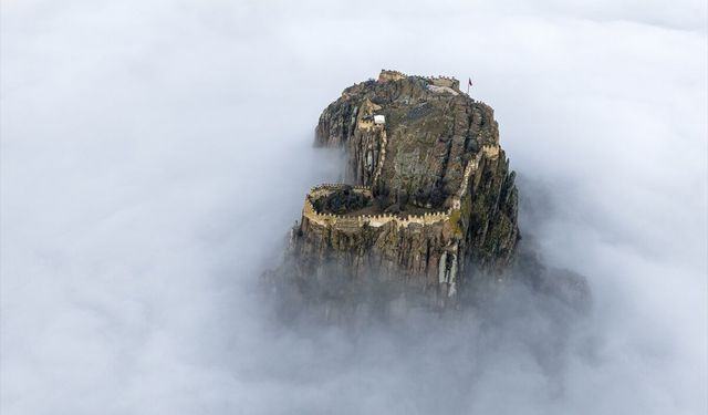 Uşak'ın komşusu Afyonkarahisar'daki kalede sis nedeniyle tarihi drama filmi çekilebilir!