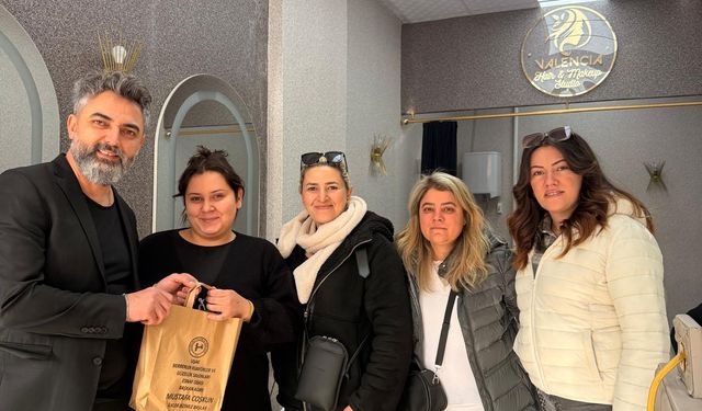 Uşak'ın altın makası Mustafa Coşkun, Berberler Odası seçimleri öncesinde çalışmalarını sürdürüyor