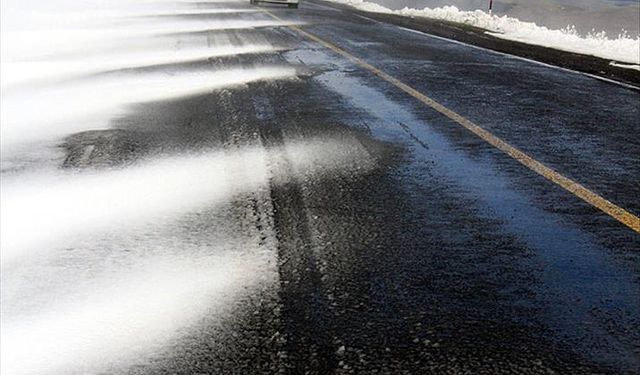 Afyonkarahisar'da taşımalı eğitime ara!