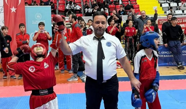 Eşme'de birincilik coşkusu!