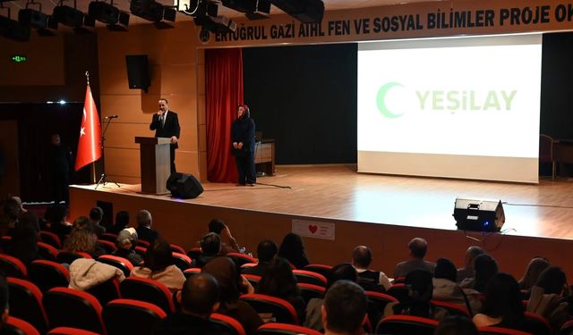 Uşak'ta eğitimcilere “Öğrencilerde Dikkat ve Odaklanma” semineri