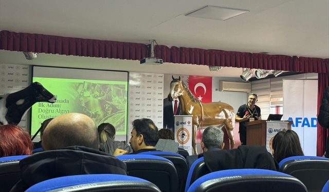 AFAD'dan Afyonkarahisar'da hayvan arama kurtarma eğitimi