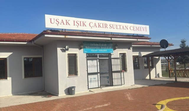 Uşak Işık Çakır Cemevi'ndeki çalışmaları yerinde inceledi
