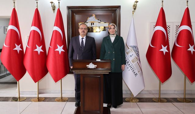 Aydın Valisi Canbolat'tan Afyonkarahisar Valisine ziyaret