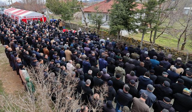 Güney Belediye Başkanı Erol Karabacak Son Yolculuğuna Uğurlandı