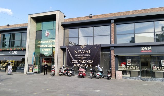 Uşak İsmetpaşa Caddesi'nde kirası 145 bin düşen dükkan, 1 buçuk yıl sonra tutuldu