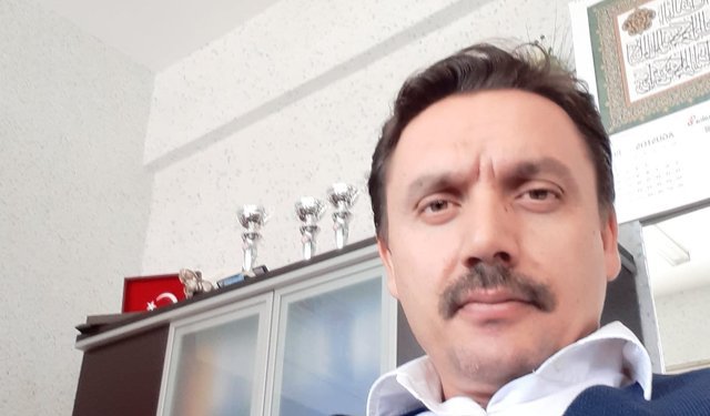 Uşak Vala Gedik Lisesi'nden Bayram Göçeri vefat etti