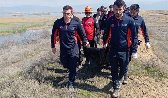 Dazkırı'da kaybolan Ayşe Kutluay, Acıgöl kenarında cansız halde bulundu