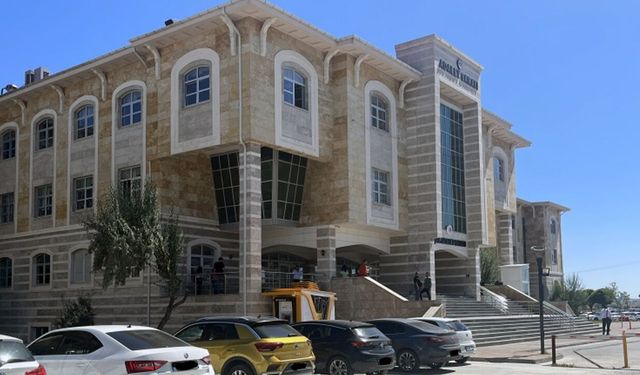 Uşak'ta düşük faizli kredi dolandırıcılığı! Polis ekipleri 13 kişiyi aldı!