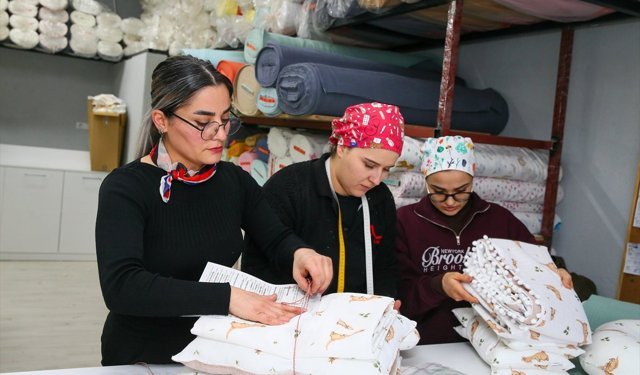 Uşak Banaz'dan Çağlar Aras, evinde başladığı işi büyüttü ve 11 kadına iş verir hale geldi