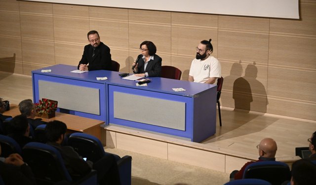Uşak Üniversitesi'nden Prof. Dr. Şadiye Tutsak, Mehmet Akif Ersoy'un savaş dönemindeki katkılarına vurgu yaptı