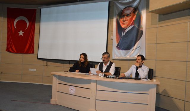 Uşak Eğitim ve Araştırma Hastanesi’nde çalışan motivasyonu masaya yatırıldı