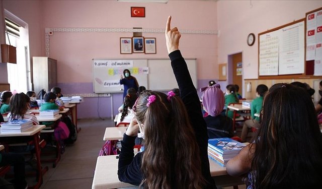 Uşak’ta öğrenciler bayram sonuna kadar tatile giriyor