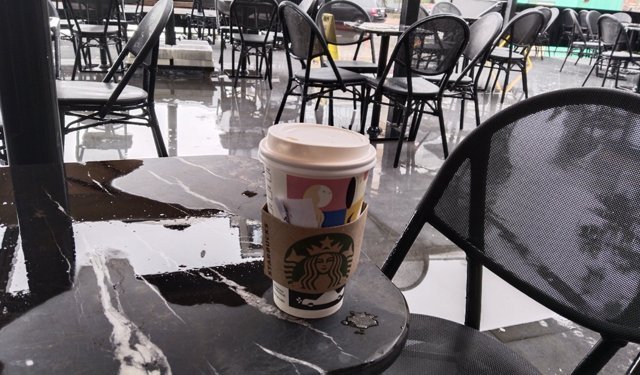 Uşak Karun AVM'deki StarBucks, kapılarını tekrar açtı!