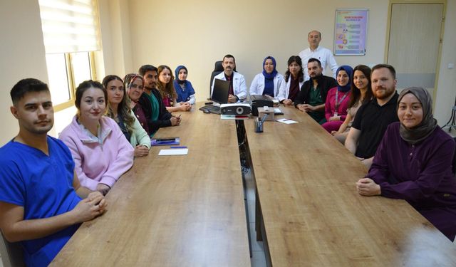 Uşak Eğitim ve Araştırma Hastanesi’nde 11 Nisan Sağlık Teknisyenleri ve Teknikerleri Günü kutlandı