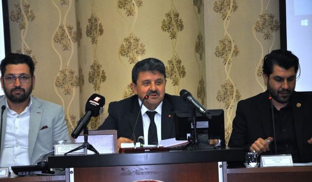 Uşak'ın komşusu Kütahya İGM Başkanı Özcura oldu