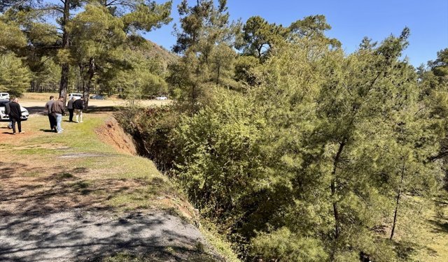 Fethiye Çırpı'daki uçurumdan düşen Kenan Zenginel hayatını kaybetti