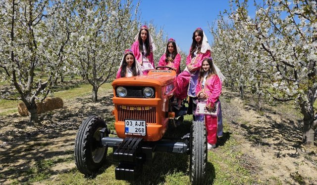 Sultandağı'nın kirazı için foto safari yapıldı!