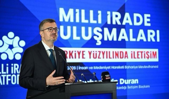 İletişim Başkanı Burhanettin Duran, medyanın darbe dönemlerindeki pespaye hallerini hatırlattı