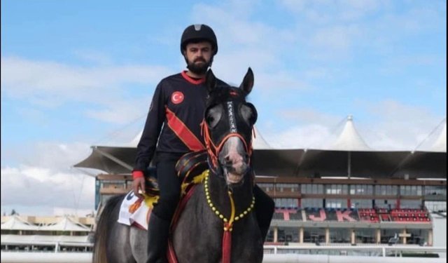 Uşak Son Osmanlı Cirit Takımından Volkan Gelmez ağır yaralandı ve atı hayatını kaybetti!