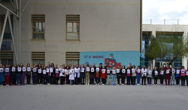 Uşak Eğitim ve Araştırma Hastanesi’nde ‘Kanser Haftası’ etkinliği