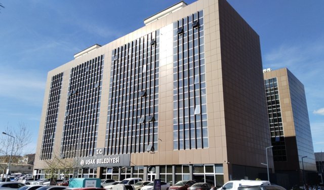 Uşak Belediyesi operasyonu kapsamında 29 kişi İstanbul Vatan Emniyet'e götürüldü