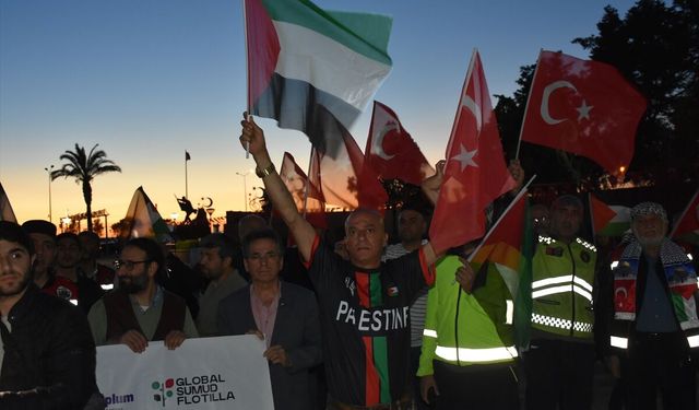 İsrail'in Küresel Sumud Filosu'na saldırısına tepki gösterildi