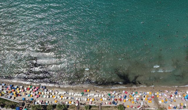 Didim ve Kuşadası'nda bayram yoğunluğu yaşanıyor
