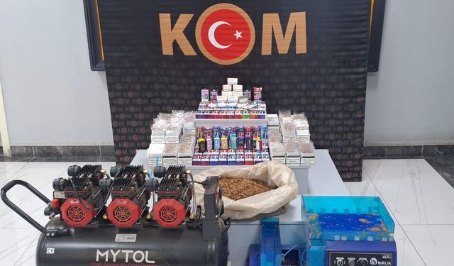 Uşak’ta aralarında hava kompresörünün de bulunduğu kaçak tütün operasyonu yapıldı