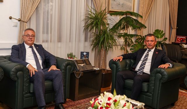CHP'deki kapalı grup seçimine Uşak Milletvekili Ali Karaoba ve bazı vekiller katılmadı!